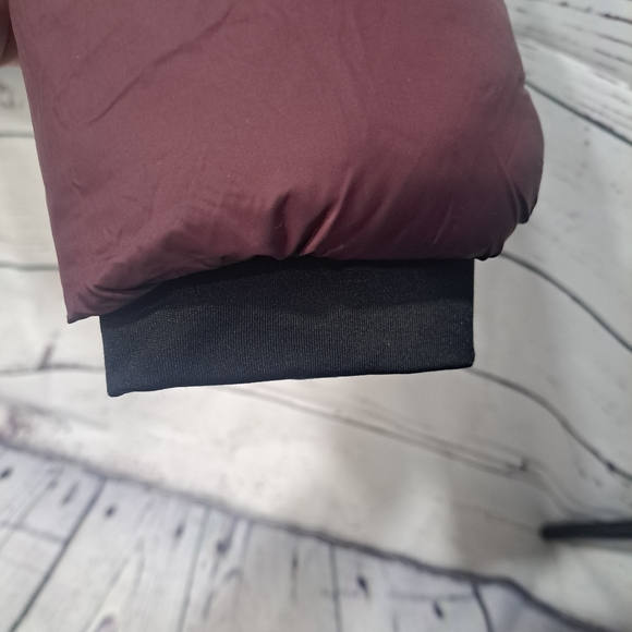 NWT DKNY Sport Women's Colorblock Puffer Jacket - Picture 8 of 11